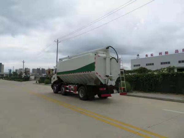 34方17噸飼料車-天錦三軸